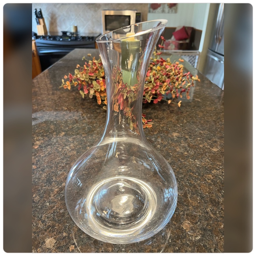 Crate and Barrel-Krosno ‘Swoon’ Handmade Poland Wine Decanter